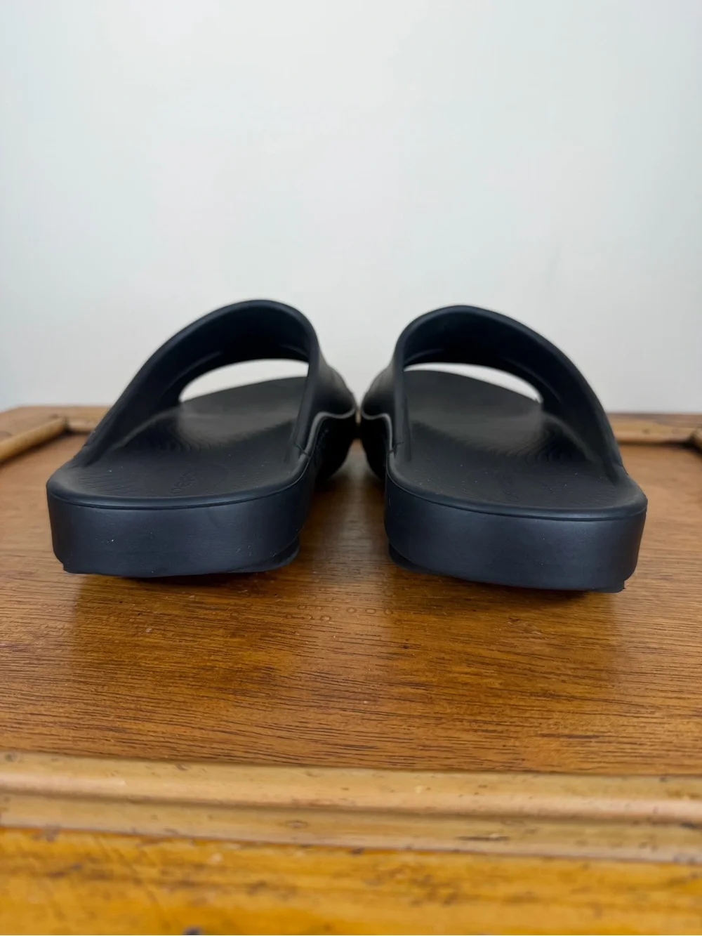 OOFOS OOahh Men’s Recovery Slide Sandals Black Size 10
